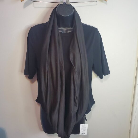 NEW BEYOND YOGA Zipper Pocket Infinity Scarf Soft Stretch Lightweight Black - Picture 3 of 9